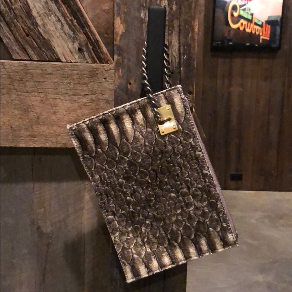 Purse